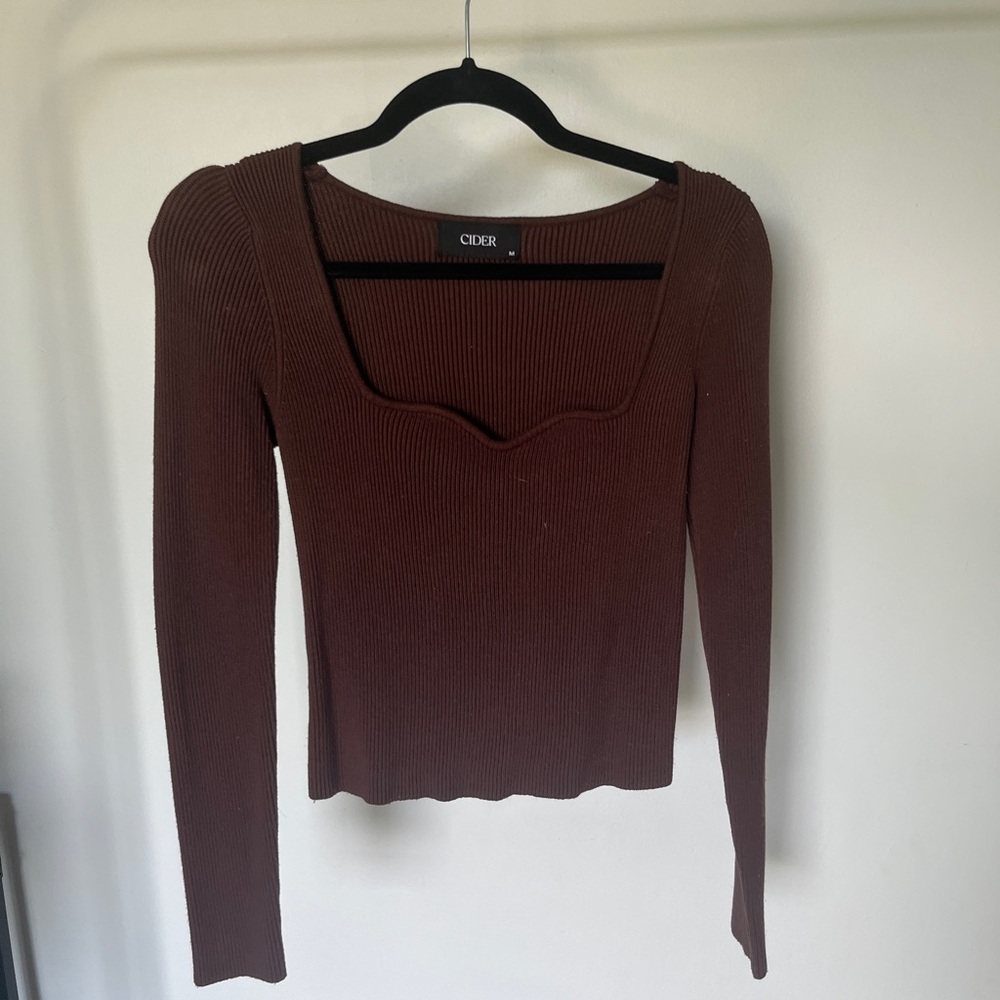 Ribbed long sleeved brown shirt CIDER size medium